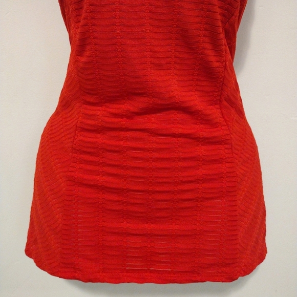 Guess - Red Lover Quarrels Stitch Short Sleeve Top - Picture 4 of 14